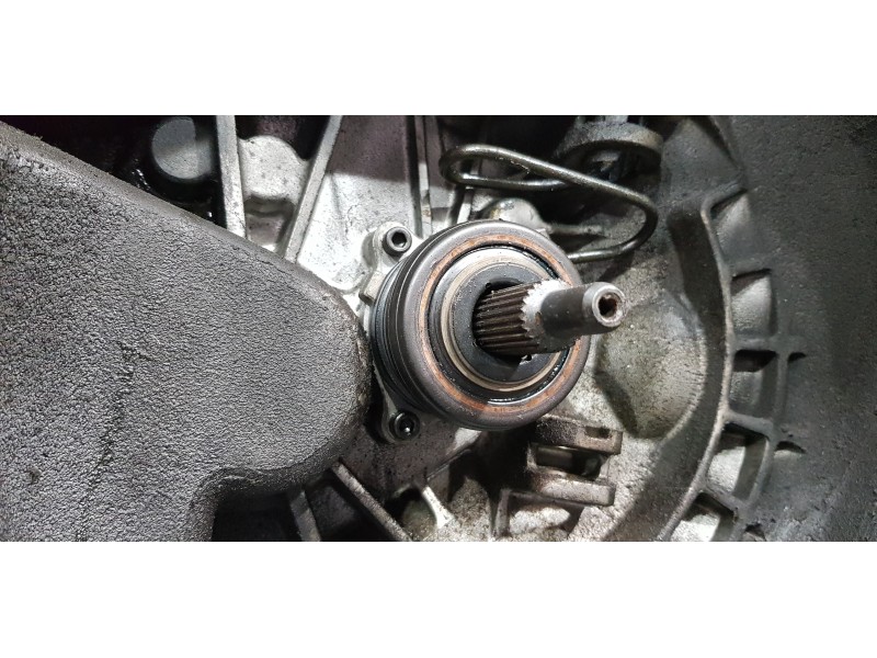 Recambio de caja cambios para daewoo lacetti cdx referencia OEM IAM 96243157  