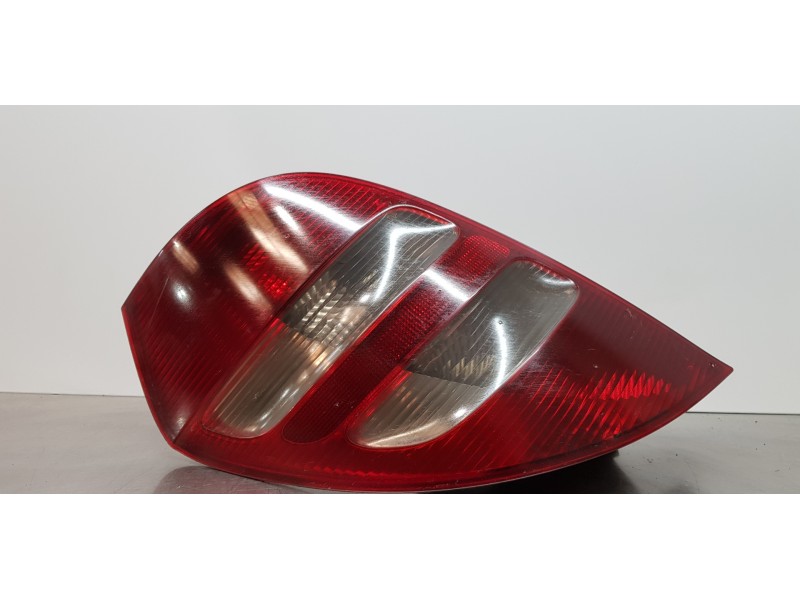 Recambio de piloto trasero izquierdo para mercedes clase a (w169) a 180 cdi (169.007) referencia OEM IAM A1698200364  