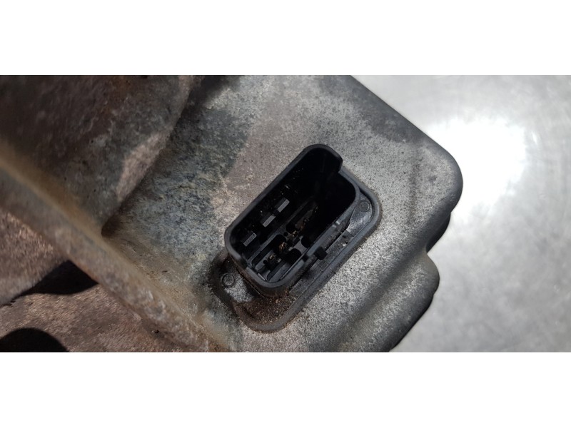 Recambio de bomba direccion para peugeot 308 confort referencia OEM IAM 9684979180  