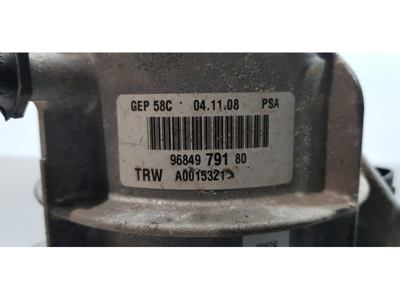 Recambio de bomba direccion para peugeot 308 confort referencia OEM IAM 9684979180  