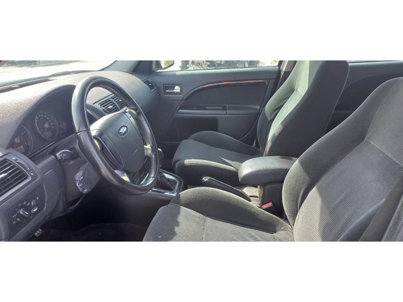 ford mondeo berlina (ge) del año 2004