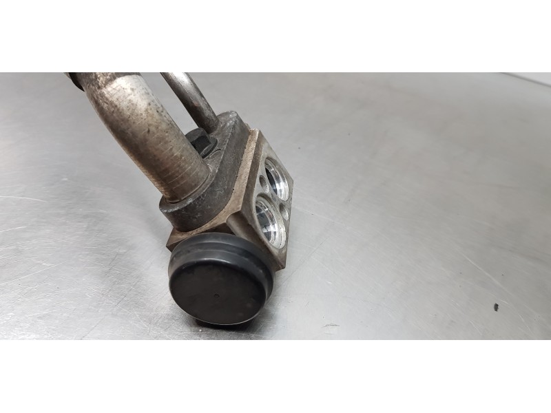 Recambio de tubos aire acondicionado para kia ceed sportswagon tech referencia OEM IAM 97777G4950  