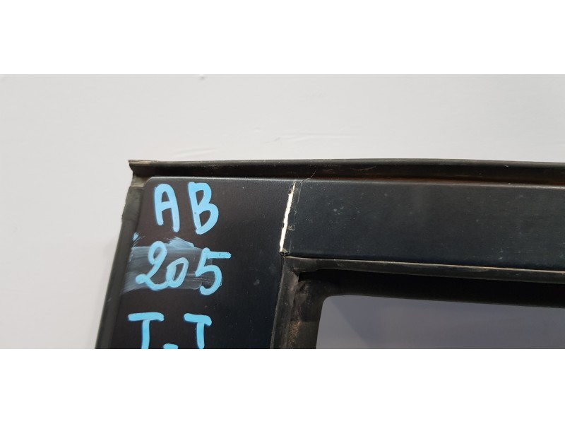 Recambio de puerta trasera izquierda para kia carens ( ) emotion referencia OEM IAM 77003A4000  