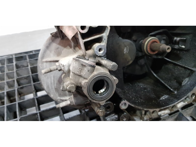 Recambio de caja cambios para peugeot 308 confort referencia OEM IAM 20DP42  