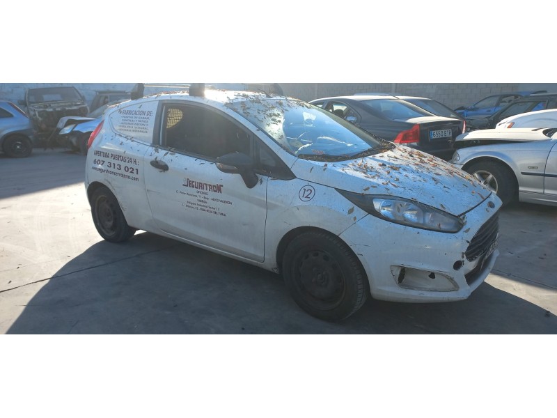 ford fiesta (ccn) del año 2013