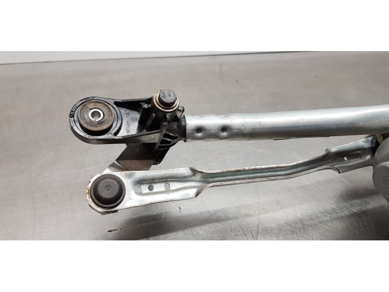 Recambio de motor limpia delantero para jeep renegade limited 4x2 referencia OEM IAM 51953959 0390243524 