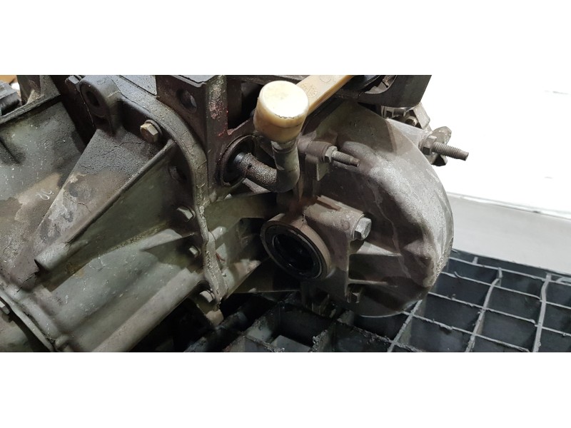 Recambio de caja cambios para peugeot 308 confort referencia OEM IAM 20DP42  