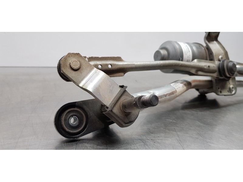 Recambio de motor limpia delantero para jeep renegade limited 4x2 referencia OEM IAM 51953959 0390243524 