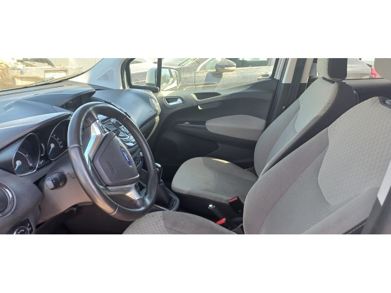 ford tourneo connect del año 2015