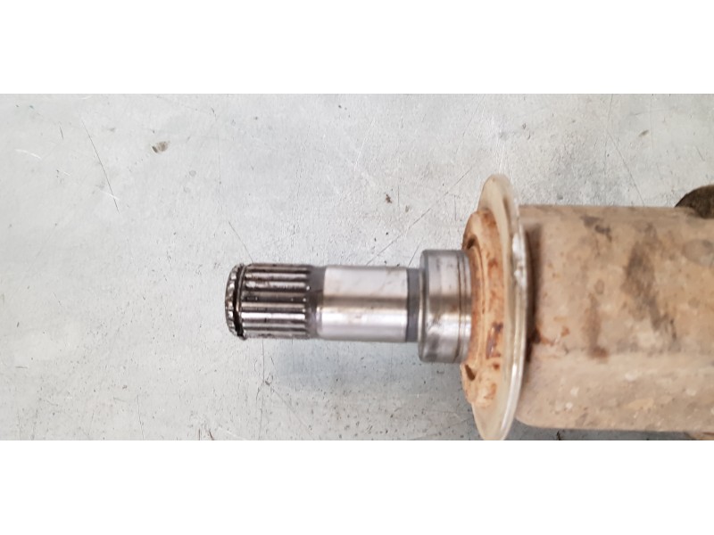 Recambio de transmision trasera derecha para honda cr-v (rd8) es referencia OEM IAM 42310SCAE21  