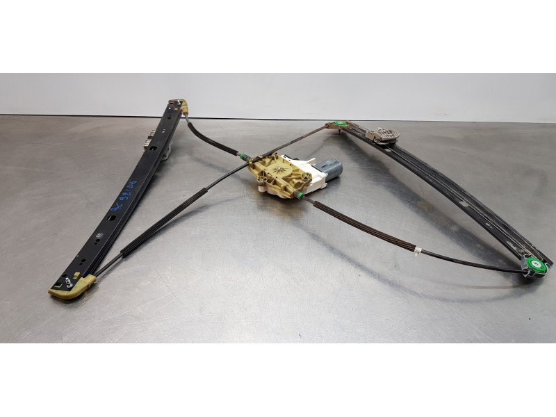 Recambio de elevalunas delantero derecho para audi q7 (4l) 3.0 tdi referencia OEM IAM 4L0837462A 4L0959802B 