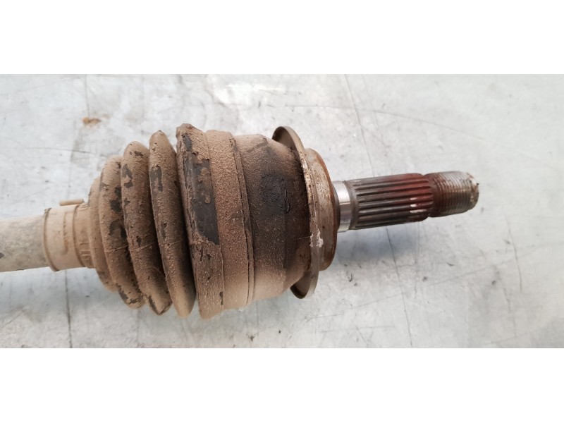 Recambio de transmision trasera derecha para honda cr-v (rd8) es referencia OEM IAM 42310SCAE21  