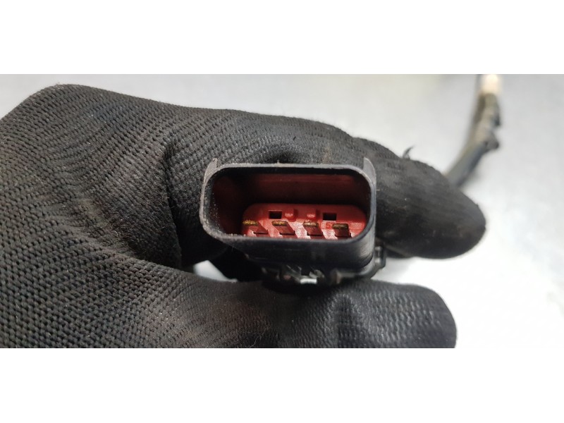 Recambio de cerradura puerta trasera izquierda para chrysler voyager (rg) 2.5 crd se referencia OEM IAM 5019053AD  