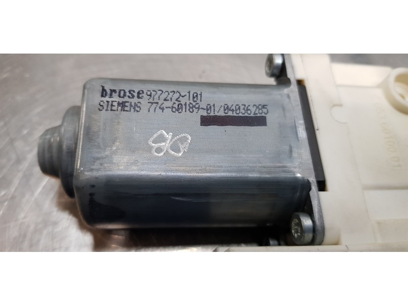 Recambio de elevalunas delantero derecho para audi q7 (4l) 3.0 tdi referencia OEM IAM 4L0837462A 4L0959802B 