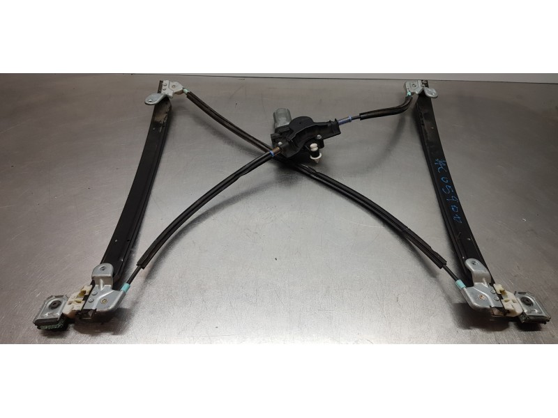 Recambio de elevalunas delantero derecho para chrysler voyager (rg) 2.5 crd se referencia OEM IAM 4894526AA   Recambio de elevalunas delantero derecho para chrysler voyager (rg) 2.5 crd se referencia OEM IAM 4894526AA