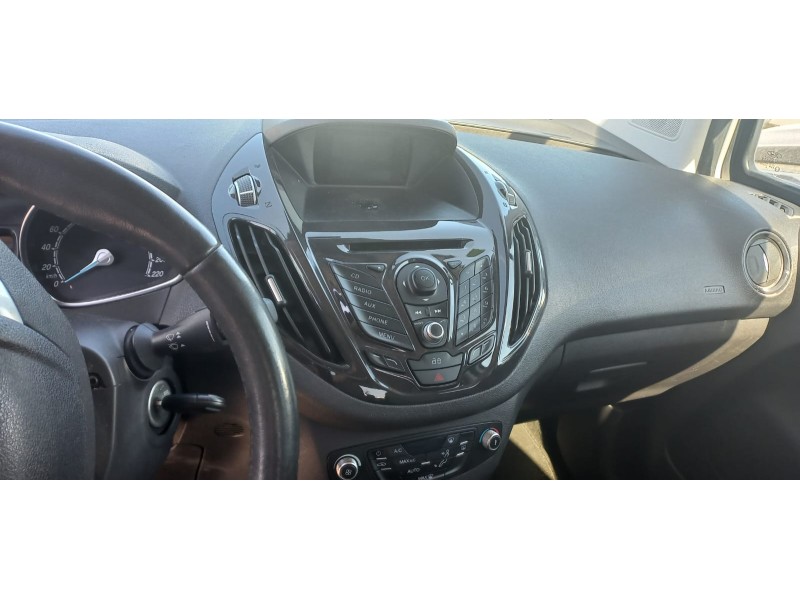 ford tourneo connect del año 2015