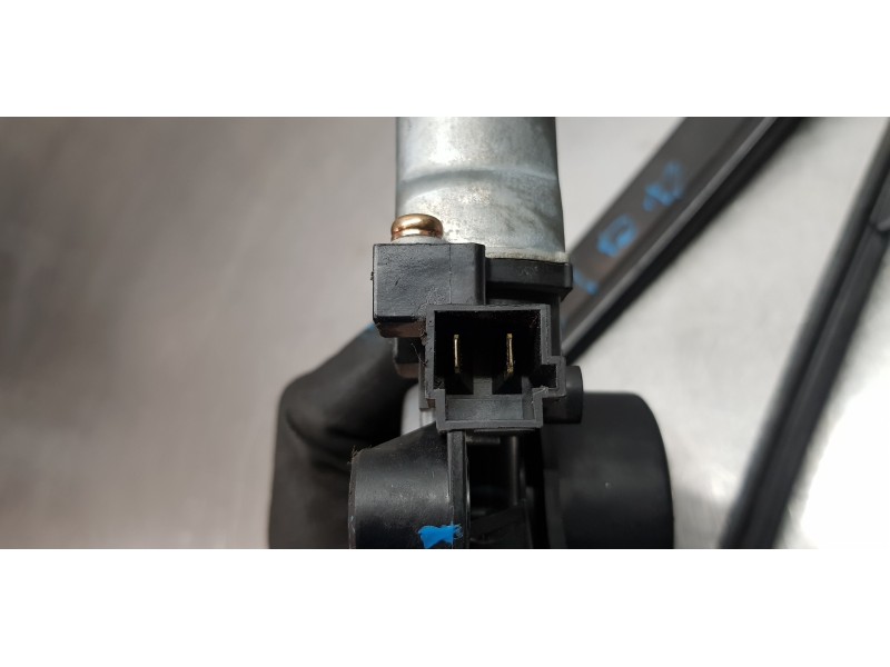 Recambio de elevalunas delantero derecho para chrysler voyager (rg) 2.5 crd se referencia OEM IAM 4894526AA   Recambio de elevalunas delantero derecho para chrysler voyager (rg) 2.5 crd se referencia OEM IAM 4894526AA