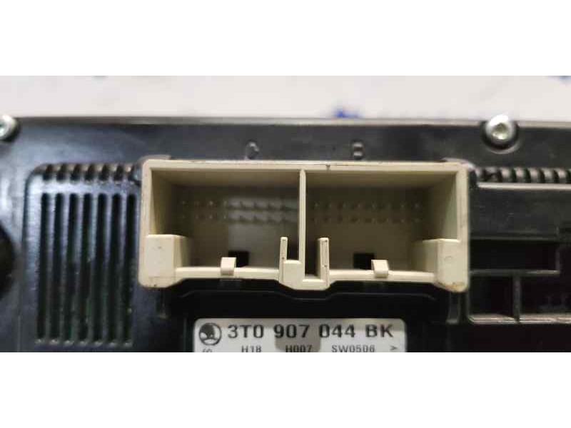 Recambio de mando climatizador para skoda superb combi (3t5) active referencia OEM IAM 3T0907044BK  