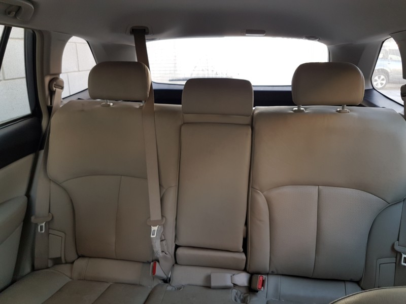 subaru legacy kombi/outback b14 del año 2011