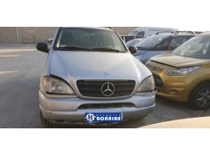 mercedes clase m (w163) del año 2001