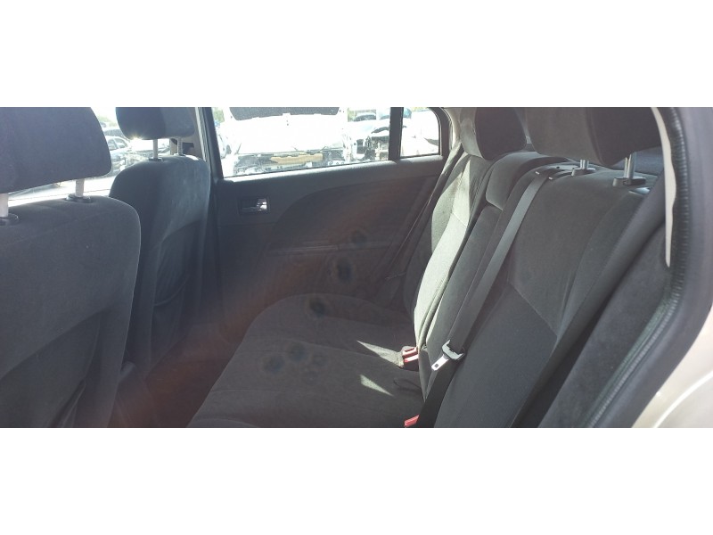 ford mondeo berlina (ge) del año 2004