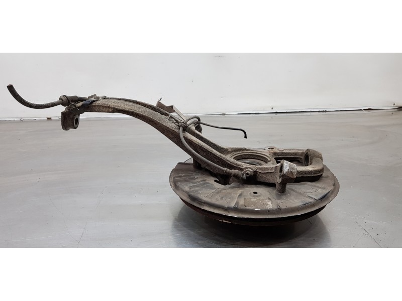 Recambio de mangueta delantera izquierda para audi q7 (4l) 3.0 tdi referencia OEM IAM 7L0407257A  