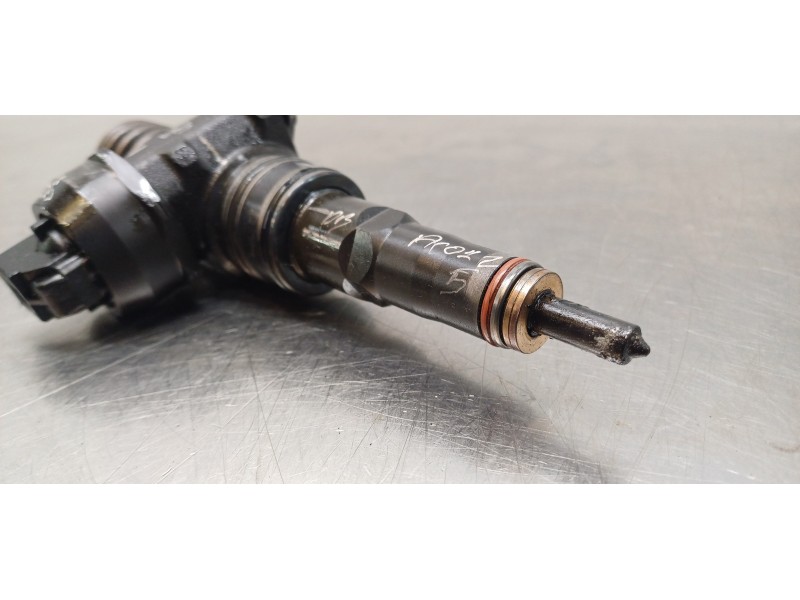 Recambio de inyector para volkswagen touareg (7la) tdi r5 referencia OEM IAM 07Z130073F 0414720210 