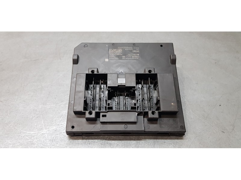 Recambio de centralita check control para volkswagen golf vii lim. edition bluemotion referencia OEM IAM 5Q0937084DE   Recambio de centralita check control para volkswagen golf vii lim. edition bluemotion referencia OEM IAM 5Q0937084DE
