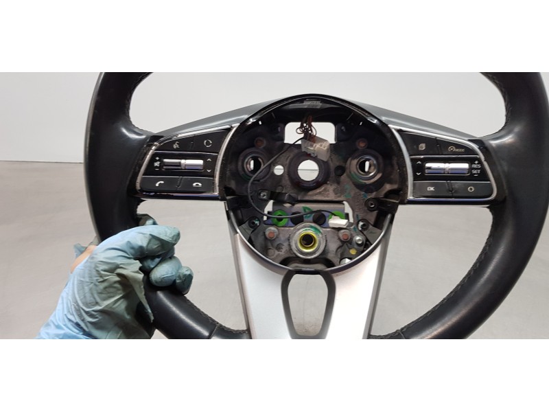 Recambio de volante para kia ceed sportswagon tech referencia OEM IAM 56100J7640CEP 56100J7640 
