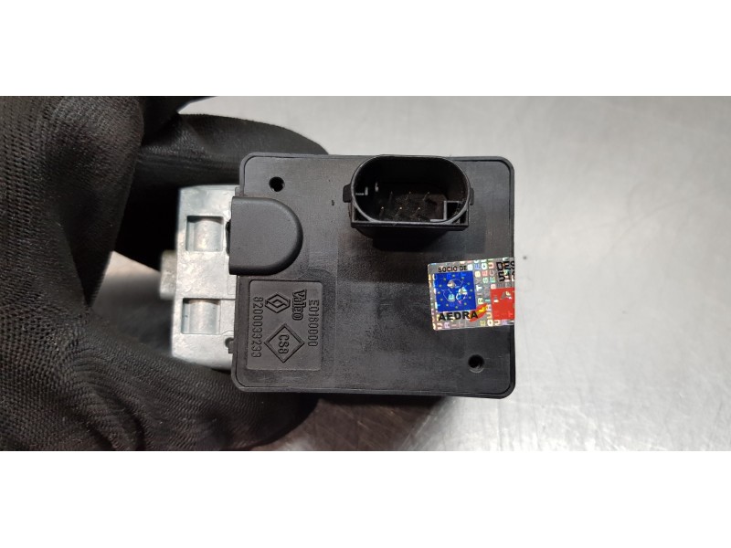 Recambio de antirrobo para renault megane ii berlina 5p authentique referencia OEM IAM 8200033233  