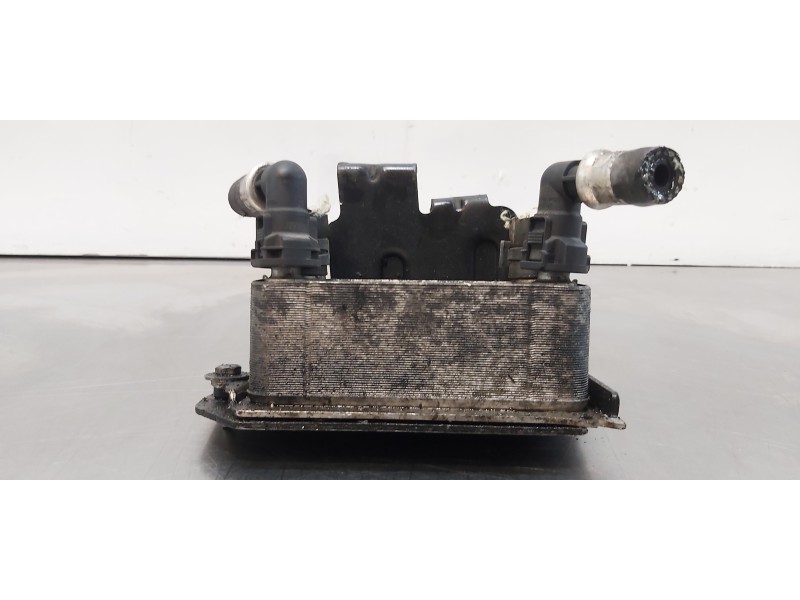 Recambio de enfriador aceite motor para jaguar xf r-sport awd referencia OEM IAM C2Z18818  