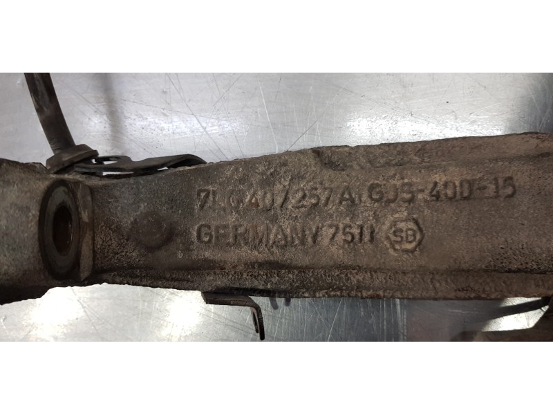 Recambio de mangueta delantera izquierda para audi q7 (4l) 3.0 tdi referencia OEM IAM 7L0407257A  