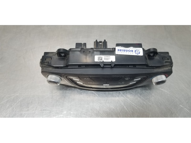 Recambio de mando climatizador para ford tourneo courier (c4a) ambiente referencia OEM IAM 1916726 AV1T18C612 ET7618C612EF Recambio de mando climatizador para ford tourneo courier (c4a) ambiente referencia OEM IAM 1916726 AV1T18C612 ET7618C612EF