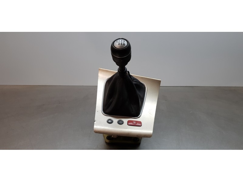 Recambio de palanca cambio para alfa romeo 159 (140) 1.9 jtdm 16v / selective referencia OEM IAM 55210557   Recambio de palanca cambio para alfa romeo 159 (140) 1.9 jtdm 16v / selective referencia OEM IAM 55210557