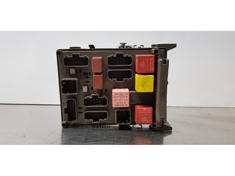 Recambio de caja reles / fusibles para renault espace iv (jk0) expression referencia OEM IAM 8200004201E   Recambio de caja reles / fusibles para renault espace iv (jk0) expression referencia OEM IAM 8200004201E