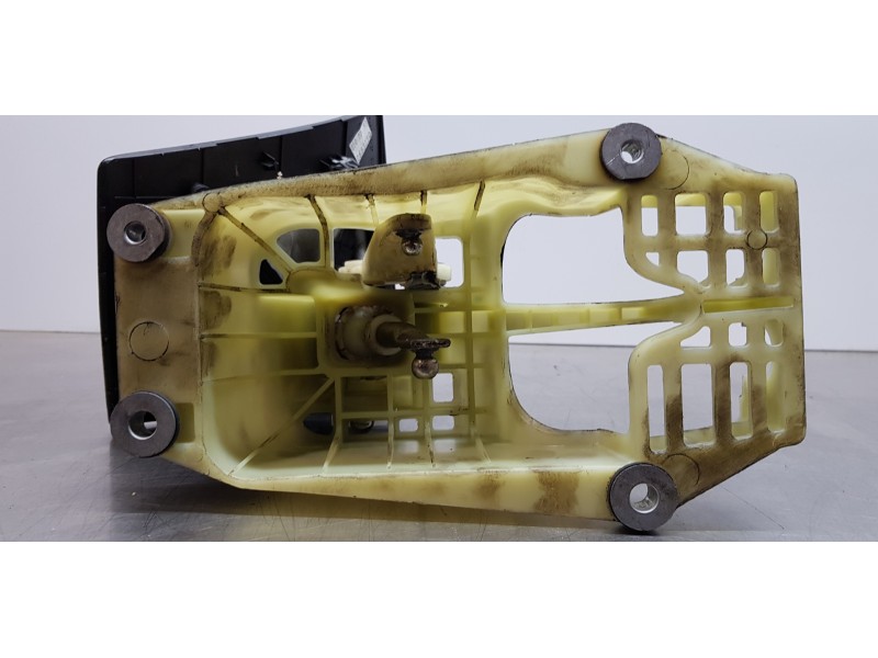 Recambio de palanca cambio para alfa romeo 159 (140) 1.9 jtdm 16v / selective referencia OEM IAM 55210557   Recambio de palanca cambio para alfa romeo 159 (140) 1.9 jtdm 16v / selective referencia OEM IAM 55210557
