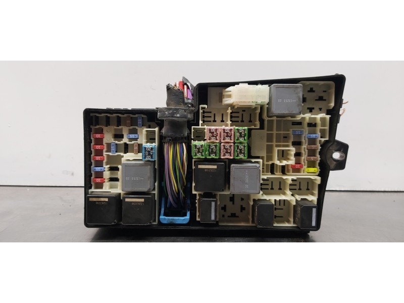 Recambio de caja reles / fusibles para ford focus lim. (cb8) titanium referencia OEM IAM DM5T14K733KGA  