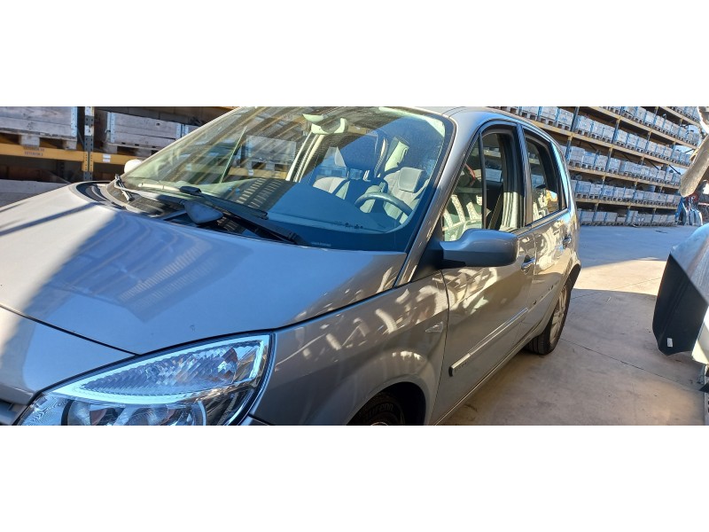 renault scenic ii del año 2003