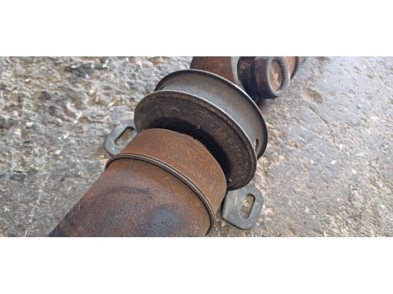 Recambio de transmision central para ford transit kastenwagen (ttg) 350 l4 ambiente referencia OEM IAM 2534263 BK314K357DD 