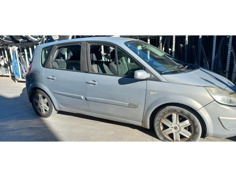 renault scenic ii del año 2003