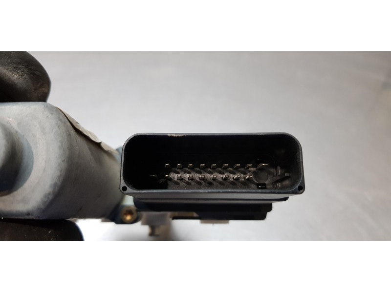 Recambio de motor elevalunas trasero izquierdo para seat leon (1m1) stella referencia OEM IAM 1J1959811C   Recambio de motor elevalunas trasero izquierdo para seat leon (1m1) stella referencia OEM IAM 1J1959811C