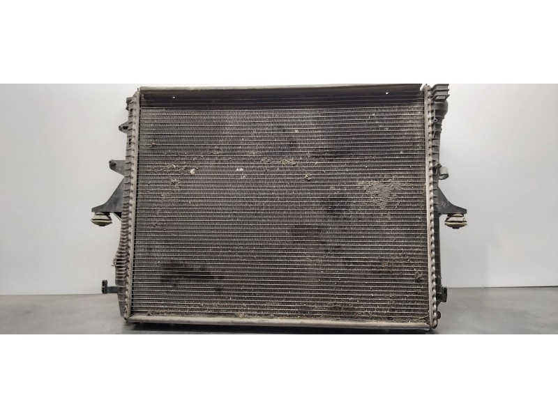 Recambio de radiador agua para audi q7 (4l) 3.0 tdi referencia OEM IAM 7L0121253A  