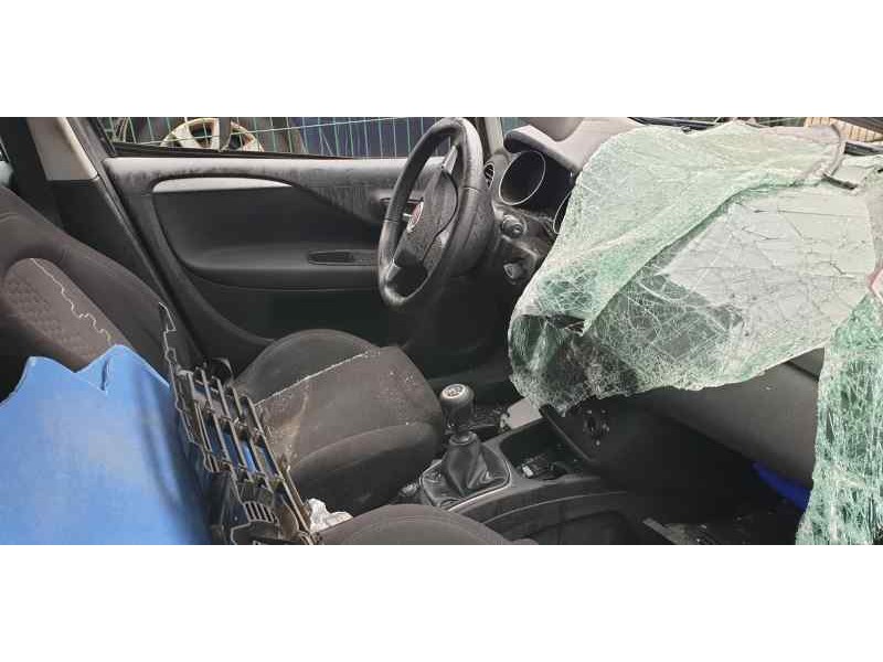 fiat punto (199) del año 2013 fiat punto (199) del año 2013