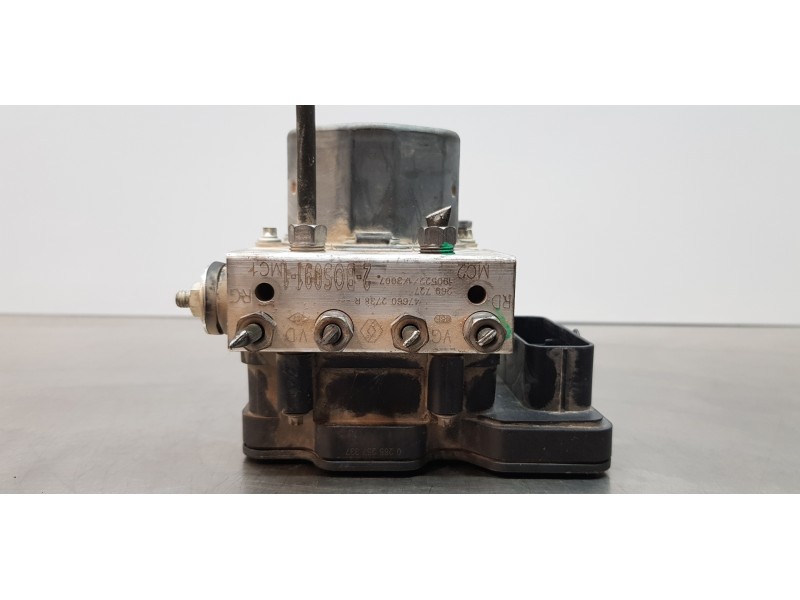 Recambio de abs para dacia duster ii comfort 4wd referencia OEM IAM 476602738R   Recambio de abs para dacia duster ii comfort 4wd referencia OEM IAM 476602738R