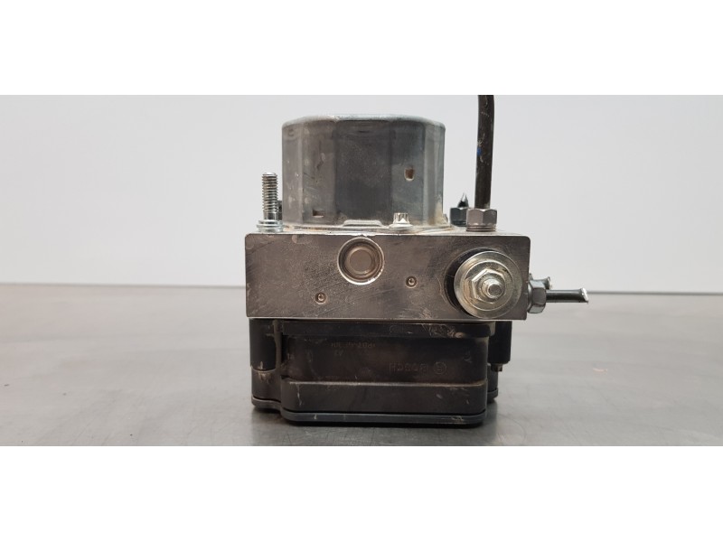 Recambio de abs para dacia duster ii comfort 4wd referencia OEM IAM 476602738R   Recambio de abs para dacia duster ii comfort 4wd referencia OEM IAM 476602738R