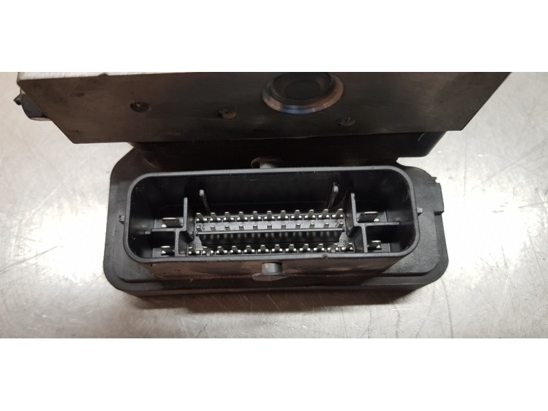 Recambio de abs para dacia duster ii comfort 4wd referencia OEM IAM 476602738R   Recambio de abs para dacia duster ii comfort 4wd referencia OEM IAM 476602738R