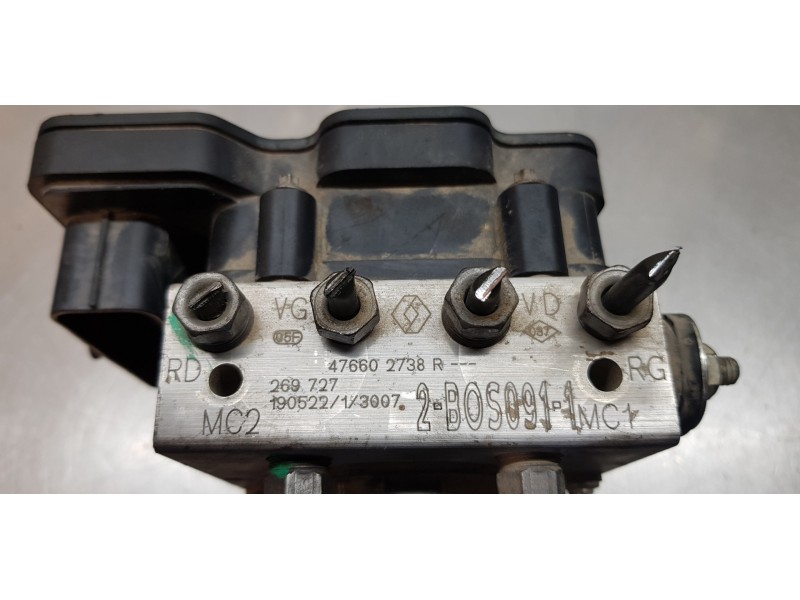 Recambio de abs para dacia duster ii comfort 4wd referencia OEM IAM 476602738R   Recambio de abs para dacia duster ii comfort 4wd referencia OEM IAM 476602738R