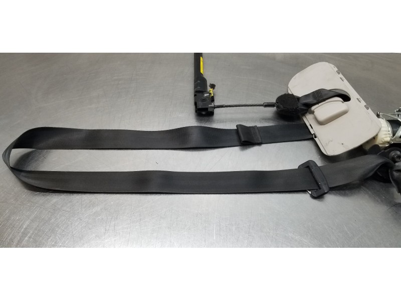Recambio de cinturon seguridad delantero derecho para peugeot 5008 active referencia OEM IAM 98019795XX   Recambio de cinturon seguridad delantero derecho para peugeot 5008 active referencia OEM IAM 98019795XX