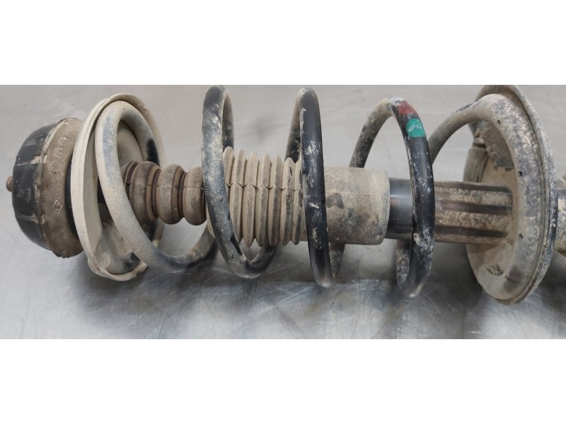 Recambio de amortiguador delantero derecho para dacia duster ii comfort 4wd referencia OEM IAM 543024557R   Recambio de amortiguador delantero derecho para dacia duster ii comfort 4wd referencia OEM IAM 543024557R