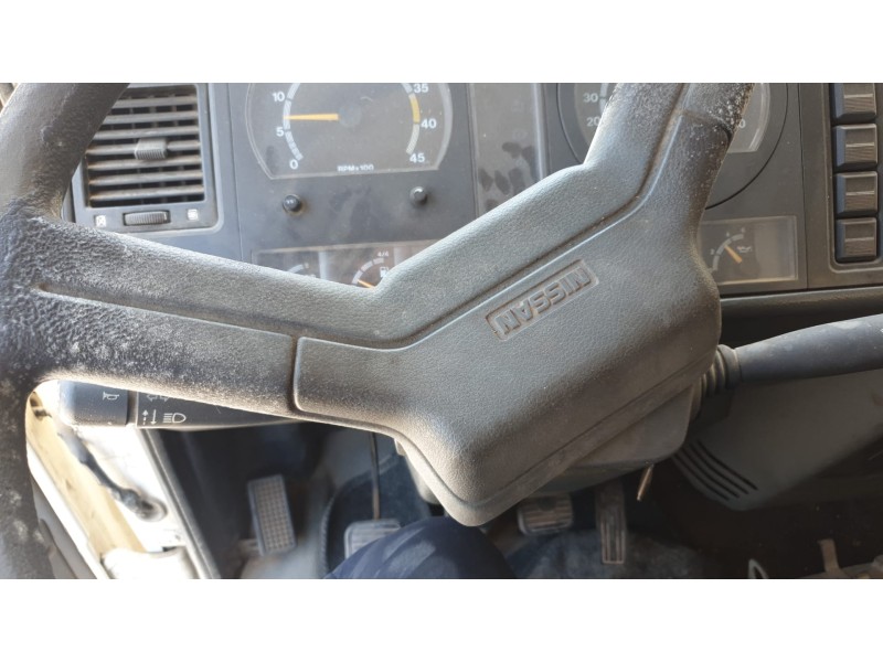 nissan cabstar 09.06 del año 1998